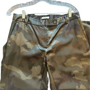 6397 Satin Camo Straight leg pant size 4